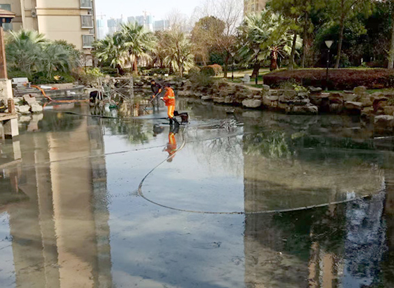 富民景观池淤泥清理